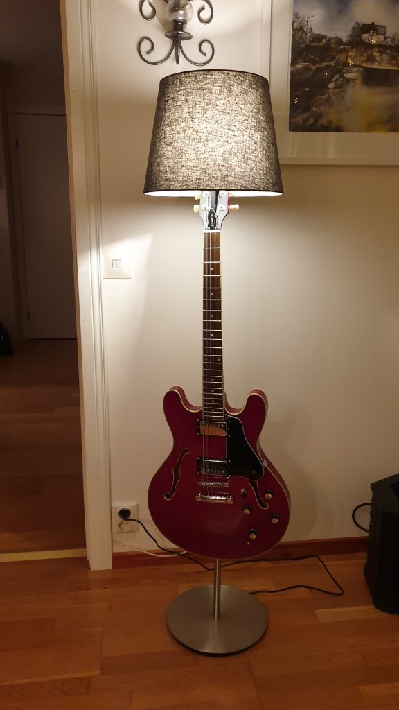 Vintage C-series Red Floor Lamp