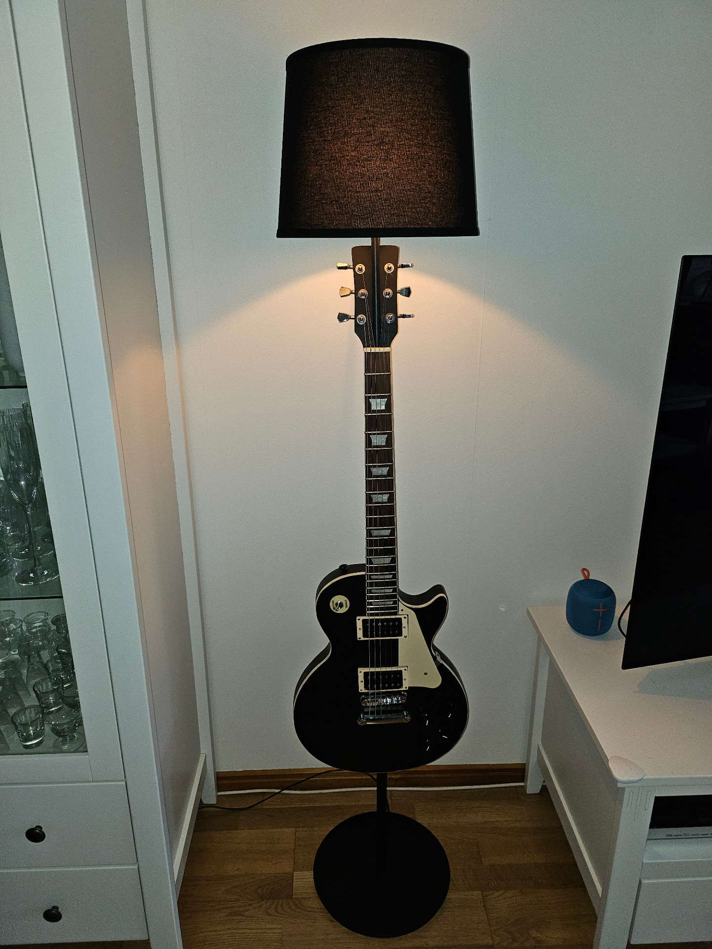 Les Paul, Black Floorlamp